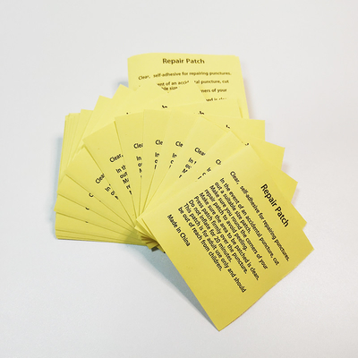 La riparazione gonfiabile di produzione in serie rattoppa il quadrato Matte Adhesive Repair Patches